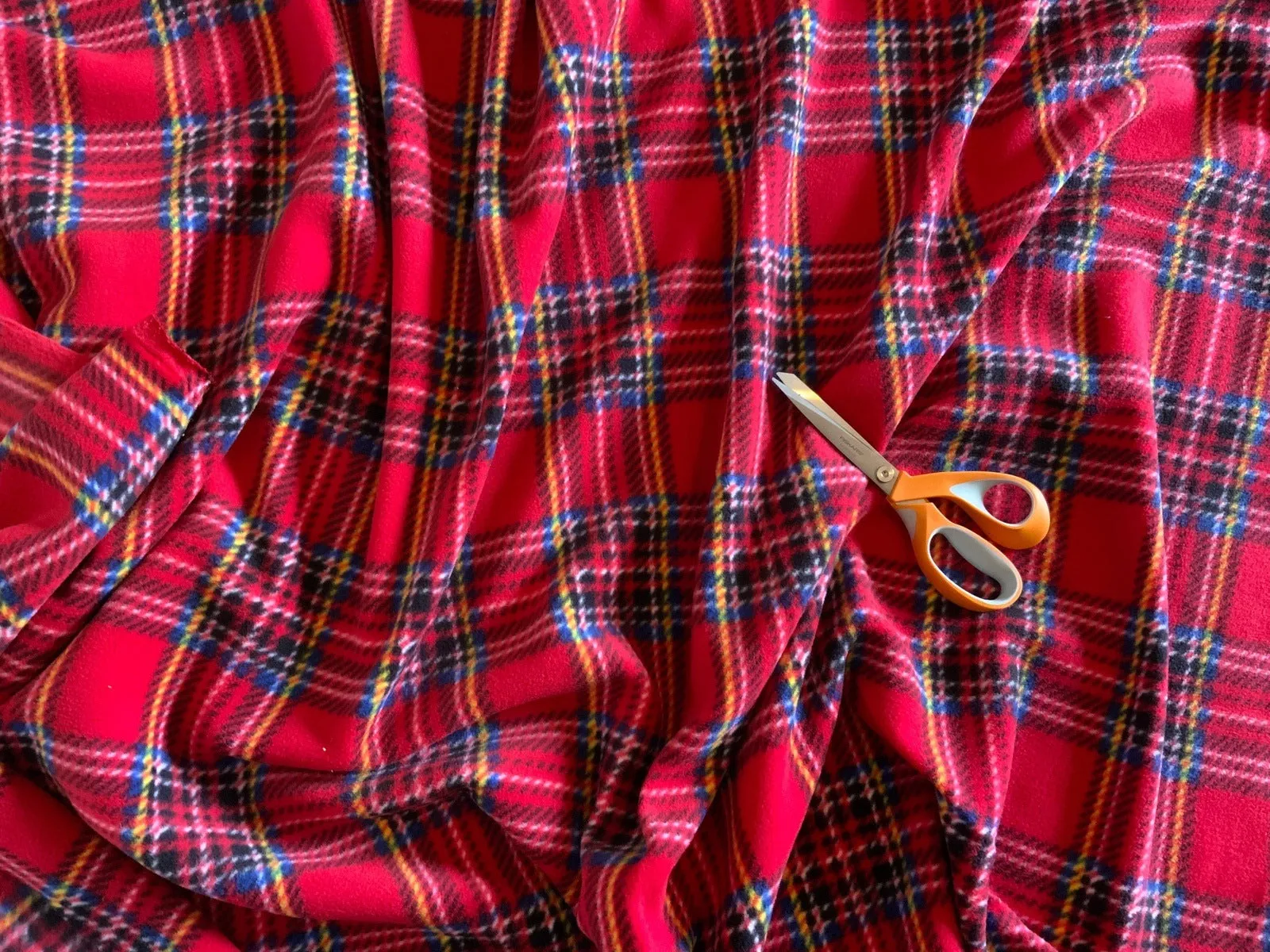 TARTAN PATTERN Polar Fleece  Fabric 170 gsm - 150 cms